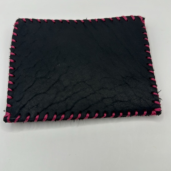 Wolf River Handcut Leather Wallet - Picture 2 of 7